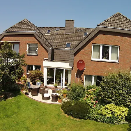 Haus Muehlentrift Doese Апартаменты Куксхафен